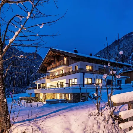 Bergleben By Interhome